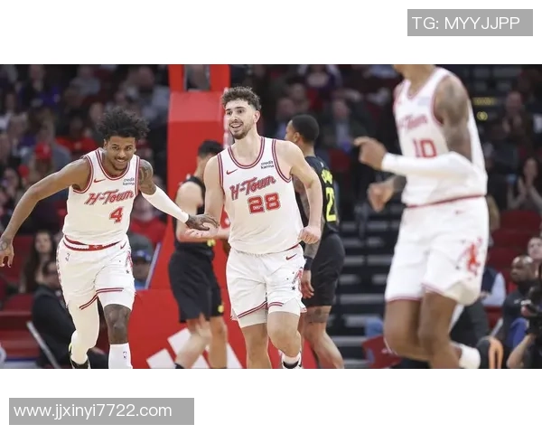 火箭与雷霆季后赛对决回顾8月27日精彩瞬间与赛果分析